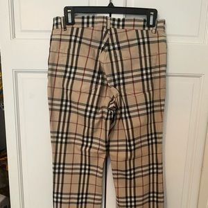Burberry Capri Pants